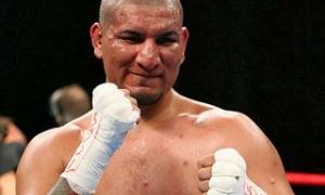 Віталій Кличко і Кріс Арреола близькі до підписання контракту