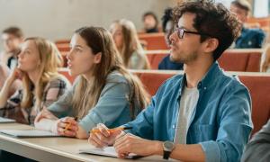 Cтуденти-бюджетники приватних закладів теж отримуватимуть стипендії