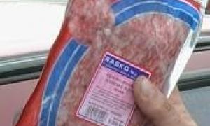 УСЗПС просить громадян не купувати немарковані м'ясопродукти