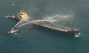 У Малаккській протоці в результаті зіткнення загорівся танкер