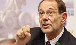 Хав'єр Солана пішов з посади глави європейської дипломатії