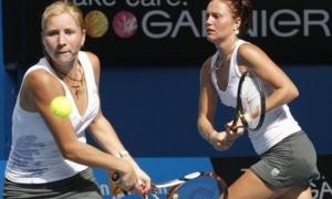 Олена і Катерина Бондаренко втратили по одній позиції