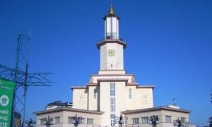 В Івано-Франківській області заборонили білборди недержавною мовою
