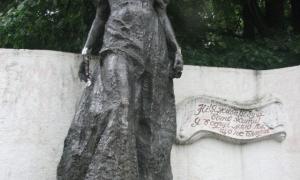 Пошкоджений вандалами пам’ятник відреставрували