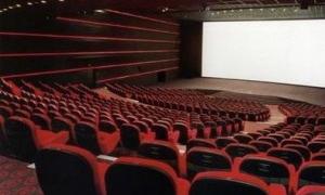 Сьогодні в кінопрокат виходять фільми Красунчик-2 і Ховайся!