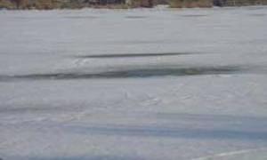 На Запоріжжі врятували підлітка, котрий провалився під кригу