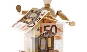 Банки реструктуризуватимуть борги позичальникам на два роки