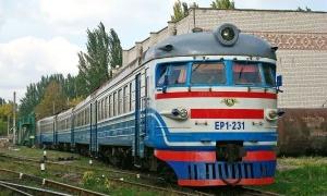 На Донеччині зійшли з рейок 12 вагонів потяга
