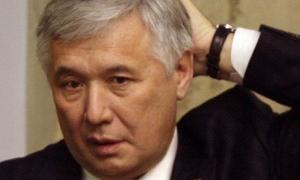 Єхануров поінформував іноземних дипломатів про недофінансування армії
