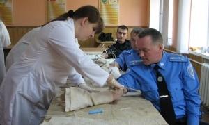 Курсанти училища міліції долучилися до акції „Подаруй дитині надію на життя”