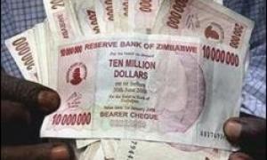 На економіку США чекає доля Зімбабве