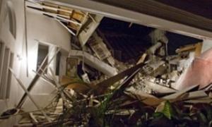 Тисячі людей заживо поховані під завалами на Гаїті