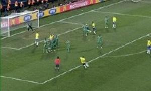 Бразилія ледве не програла у футбол