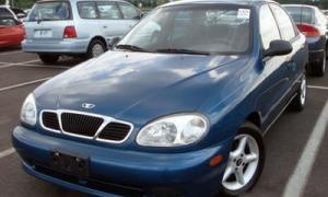 З початку кризи попит на українські автомобілі скоротився у шість разів