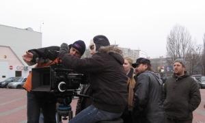 Олесь Санін знімає нове «Фронтальне відео»