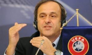 Трансфери Роналду і Кака порушують fair play