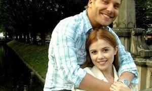 Міка Ньютон поїхала до коханого у Німеччину