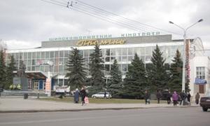 Як луцький міський голова розбазарює комунальне майно