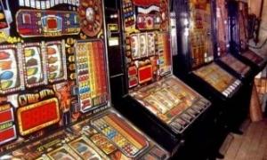 Розлючений гравець розтрощив казино вогнегасником