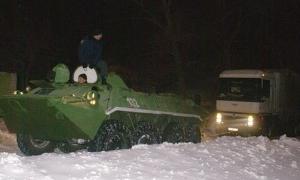 На Донеччині військовослужбовці внутрішніх військ допомогли ліквідувати наслідки снігопадів