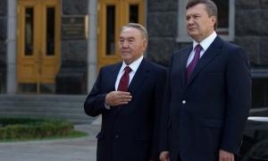 Віктор Янукович зустрівся з президентом Казахстану Нурсултаном Назарбаєвим