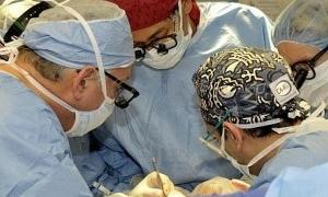 У США розпочався експеримент з напилювання людської шкіри