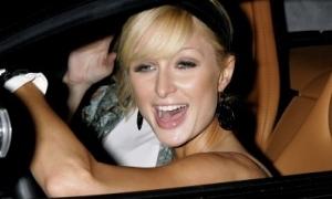 Світську левицю Періс Хілтон не пустили до Японії