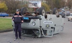 У Луцьку сталося ДТП за участю міліцейського автомобіля