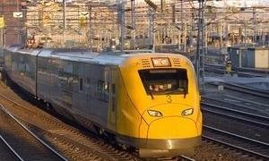 У Швеції поїзд врізався в екскаватор. Постраждало 16 чоловік