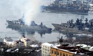 У Владивостоці бойовий корабель обстріляв житловий будинок