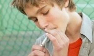 Більше 90% українських дітей пробували алкоголь, і 63% - палили