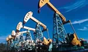 Нафта почала стрімко дорожчати