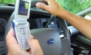 Барак Обама заборонив американським держслужбовцям друкувати SMS за кермом