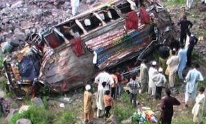 В Пакистані 38 людей загинули в аварії автобуса