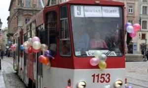 У Львові в День Святого Валентина курсуватиме трамвай закоханих