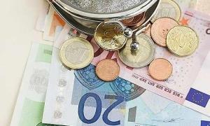 Українці воліють зберігати заощадження в євро