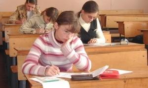 Скандал навколо тестування з англійської мови зростає