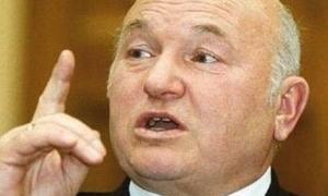 Юрій Лужков відвідає Крим