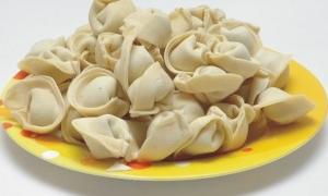 Луцька пельменна фабрика приховала вміст ГМО у своїх продуктах