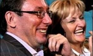 Дружина Луценка ігнорує правила дорожнього руху