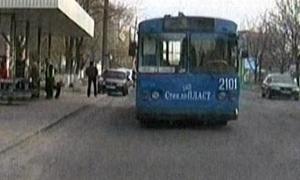 В Чернігові п'яний молодик розстріляв маршрутку і тролейбус