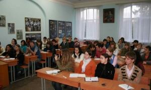 Передвиборчу агітацію в школах та інститутах заборонено