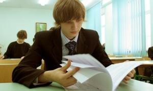 Новий уряд змусить випускників складати крім тестів ще й іспити