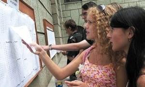 Кількість бажаючих навчатись у ПТУ зросла на третину