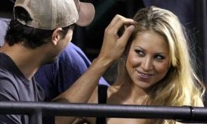 Анна Курнікова і Іглесіас готуються до весілля