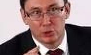Луценко повертається в крісло міністра  