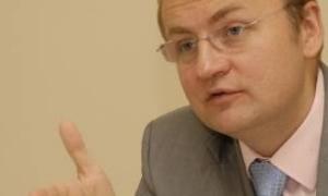 Експерти УЄФА поки задоволені будівництвом аеропортів