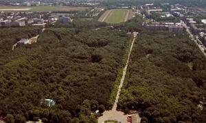 У Харкові міліція затримує захисників парку