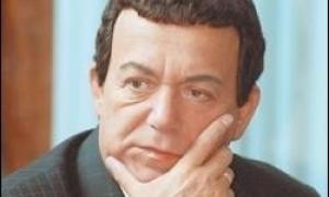 Кобзон переніс операцію в онкоцентрі