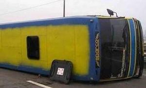 В Румунії перекинувся автобус з українськими дітьми. 21 людина постраждала